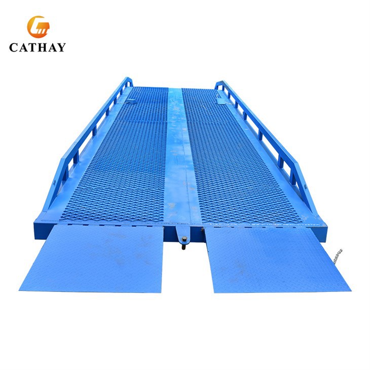 Mobile Dock Ramp For Truck Loading Unloading